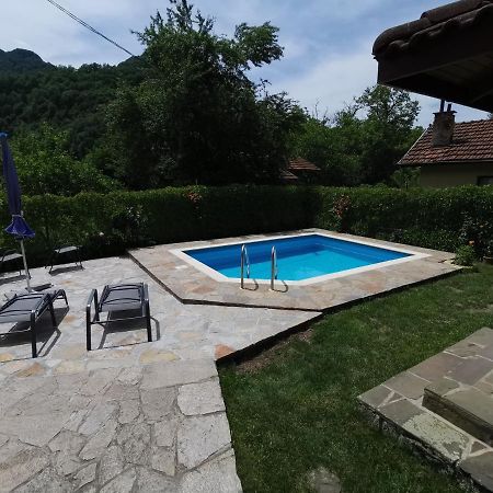 Villa Nanevi Tetewen Zewnętrze zdjęcie