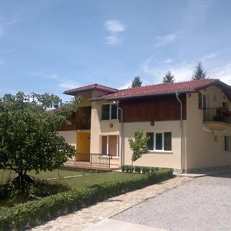 Villa Nanevi Tetewen Zewnętrze zdjęcie