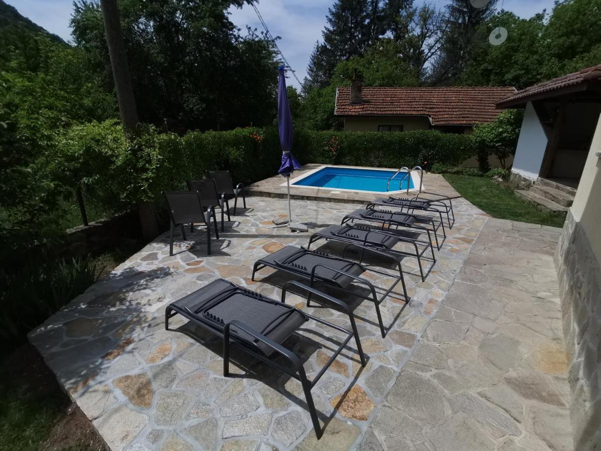 Villa Nanevi Tetewen Zewnętrze zdjęcie
