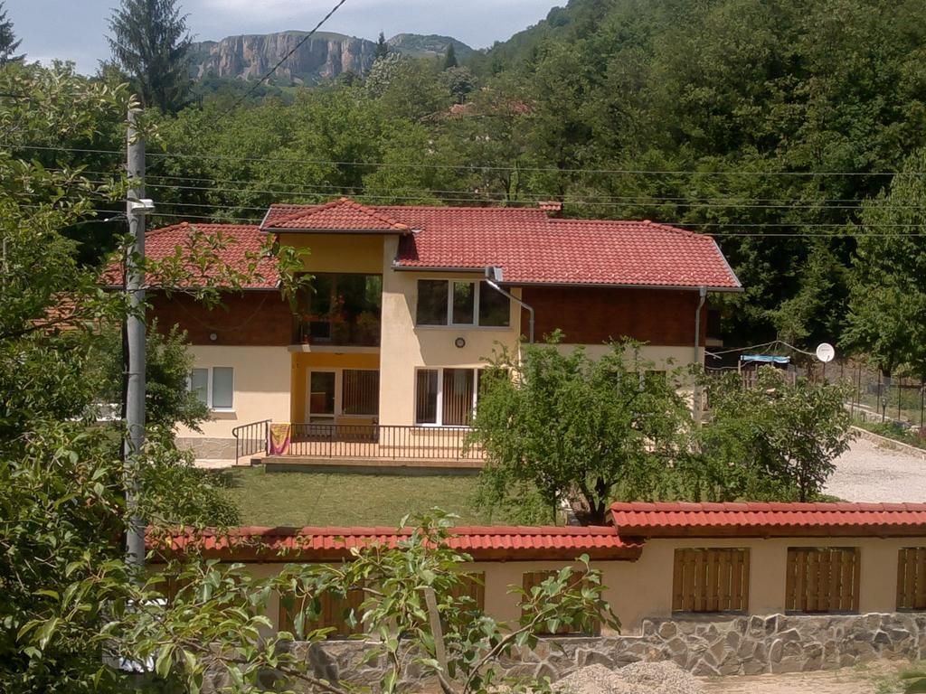Villa Nanevi Tetewen Zewnętrze zdjęcie