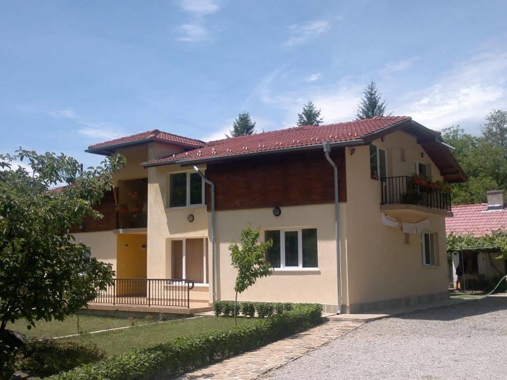 Villa Nanevi Tetewen Zewnętrze zdjęcie