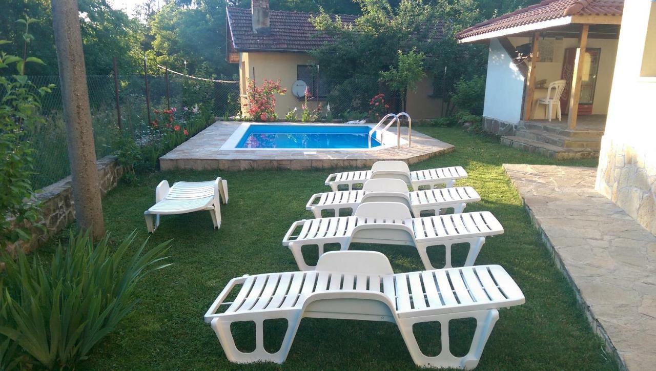 Villa Nanevi Tetewen Zewnętrze zdjęcie
